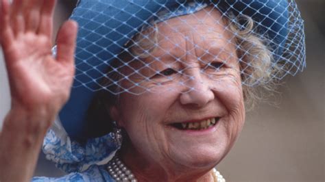 The Real Reason This Royals Teeth Were So Bad, According To。